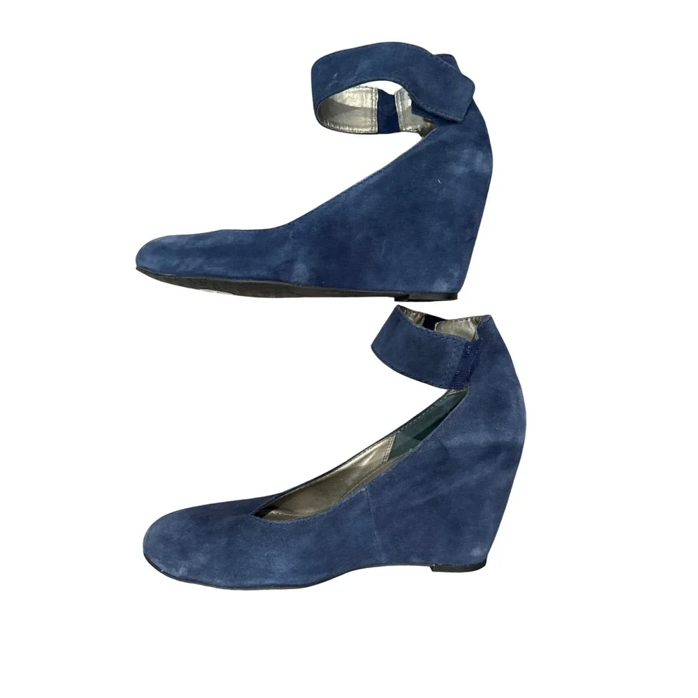 TESORI Navy Blue Suede Ankle Strap Wedge Heels Women's‎ Size 12M